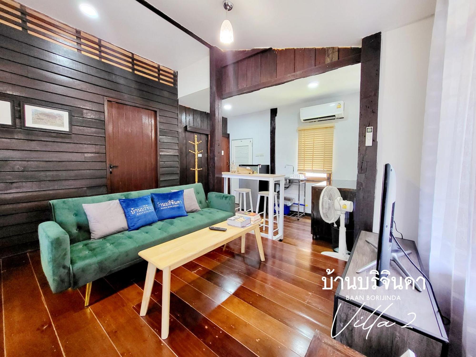 วิลล่า Lanna House In Old Borijinda 2